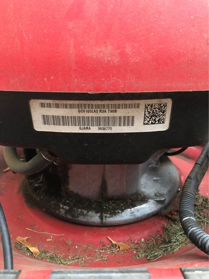 For Parts or Repair: Troy-Bilt Self Propelling Lawnmower - photo 3