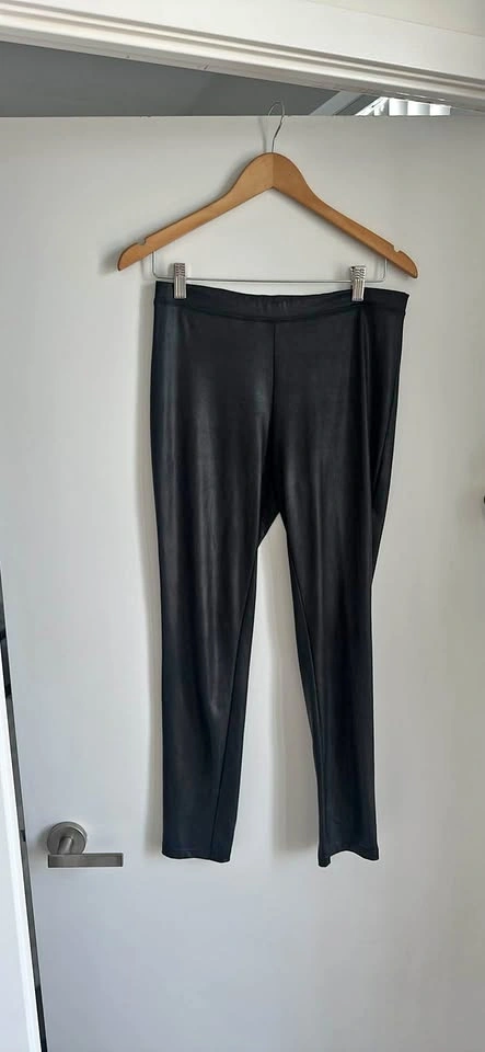 GUESS Pleather Pant