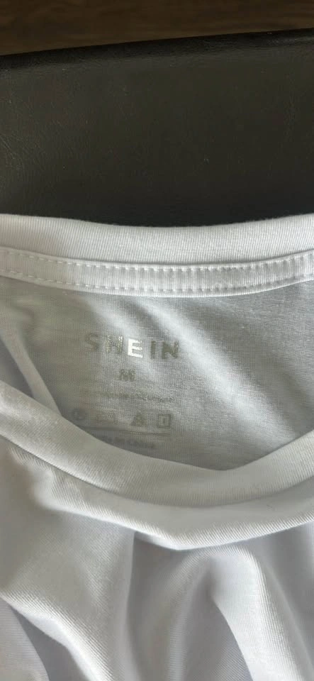 White tshirt - photo 4