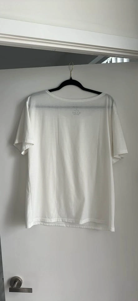 White tshirt - photo 5