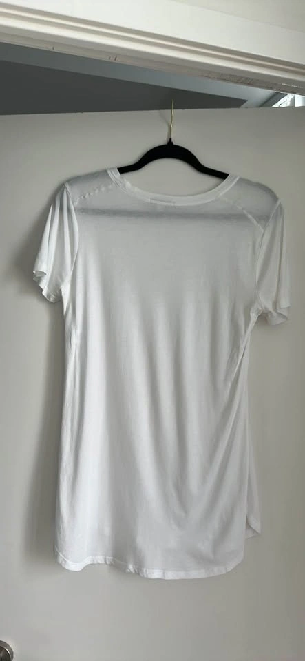 White tshirt - photo 3