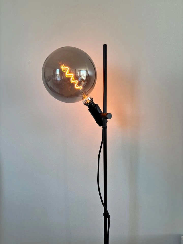 Floor lamp with big bulb