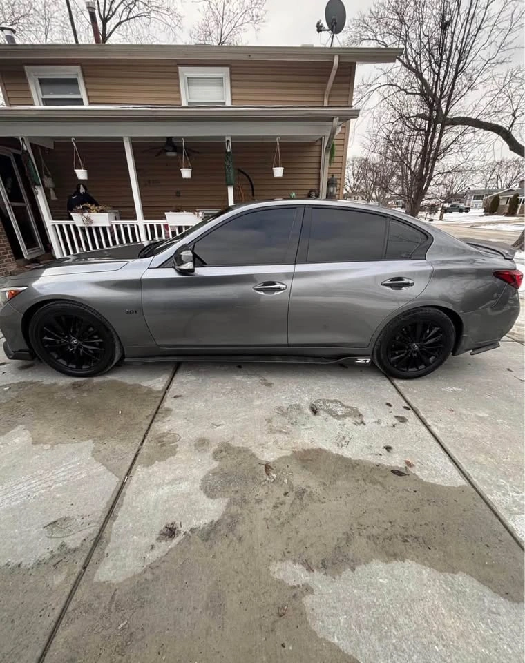 2018 Infiniti Q50 · 3.0t LUXE Sedan 4D - photo 2