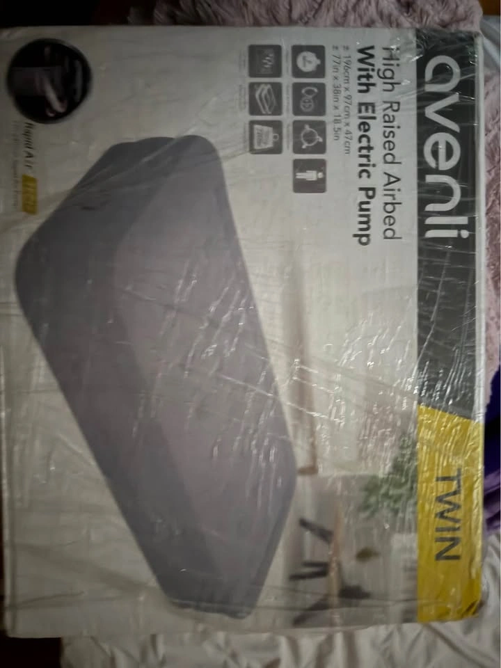 Queen Avenli High Raised Airbed With Electric Pump - photo 3