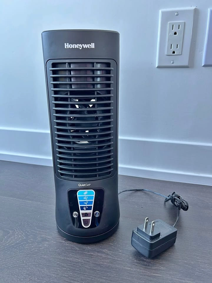 Mini Tower Fan - Honeywell QuietSet
