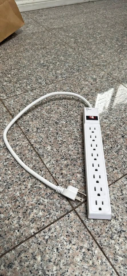 Power Strip with 8 Sockets