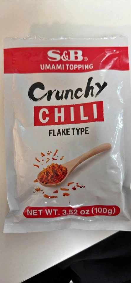OPENED S&B Umami Topping - Crunchy Chili Flake Type