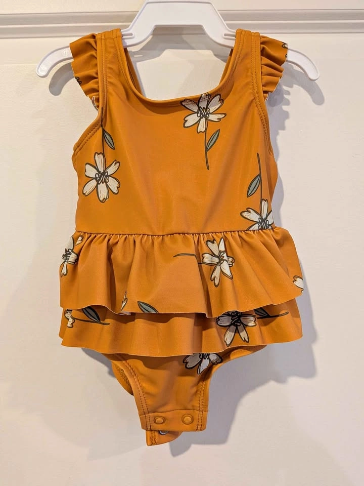 Swim suits (6 month)