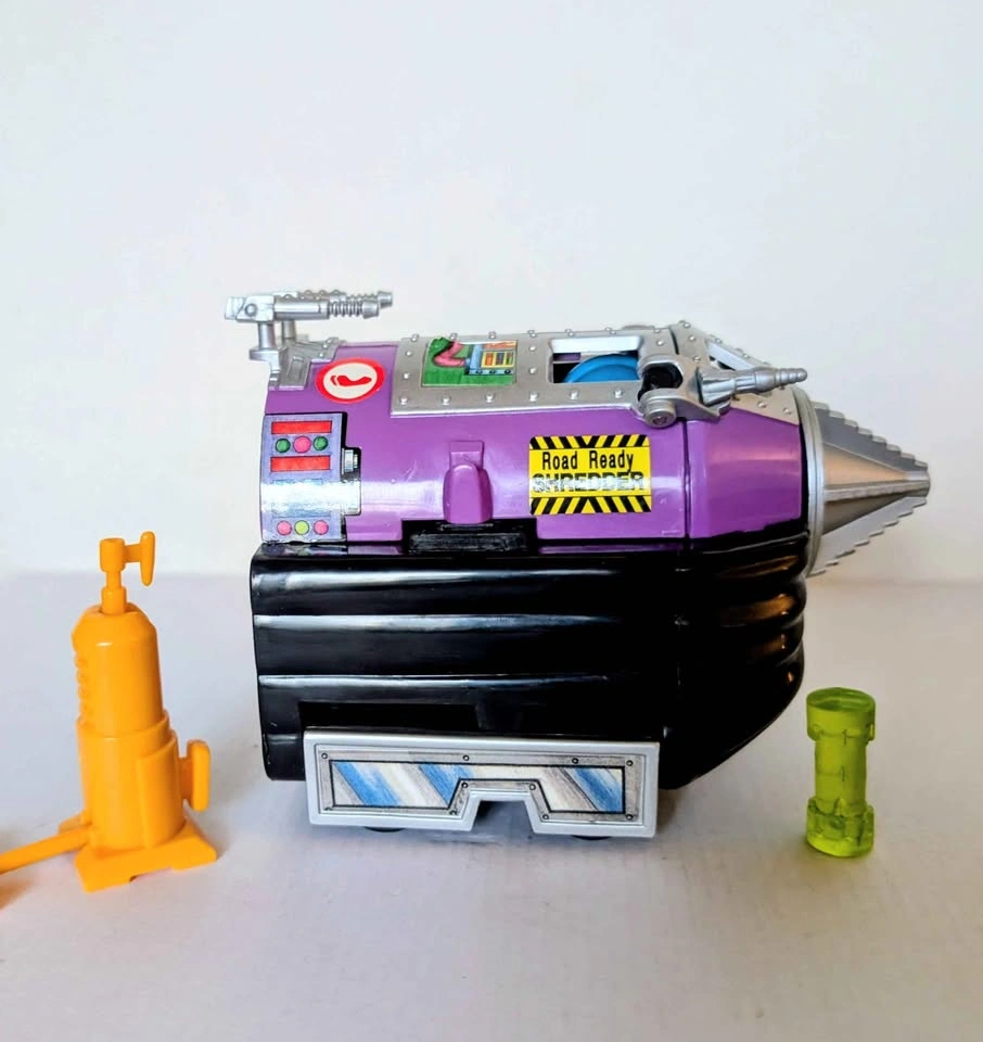 Vintage 1993 Playmates Road Ready Shredder TMNT - photo 2