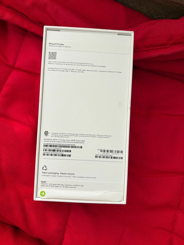 Apple iPhone 17 Pro Max Box - photo 2