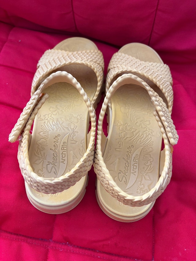 Skechers Arch Fit Sandals - photo 2