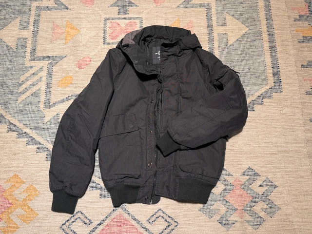 H&M Dark Grey Bomber Jacket – Unisex S – Like New