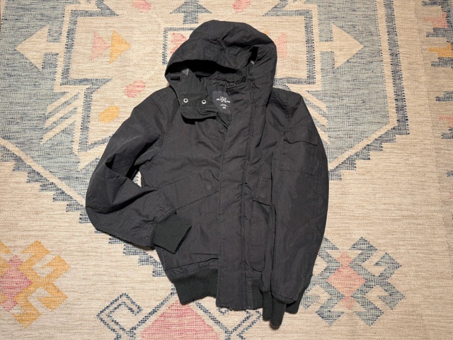 H&M Dark Grey Bomber Jacket – Unisex S – Like New - photo 4