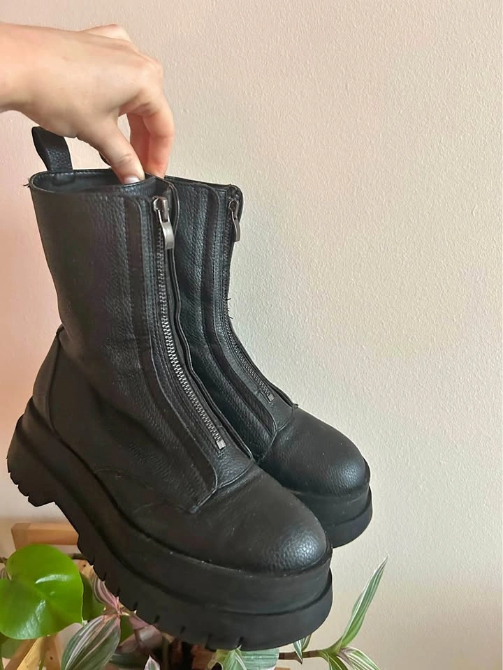 Bershka Front Zip Platform Boots Size 37