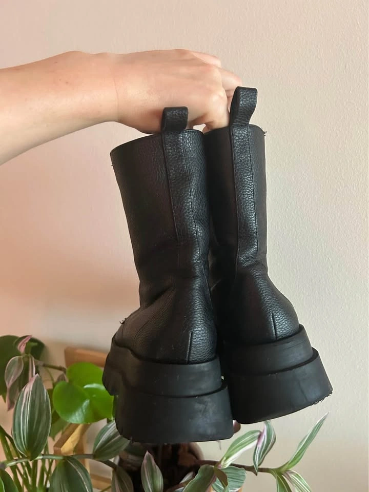 Bershka Front Zip Platform Boots Size 37 - photo 3