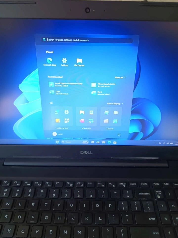 Dell Latitude 3590 i7-8550U 12GB RAM 256GB SSD 1TB HDD Win11 - photo 3