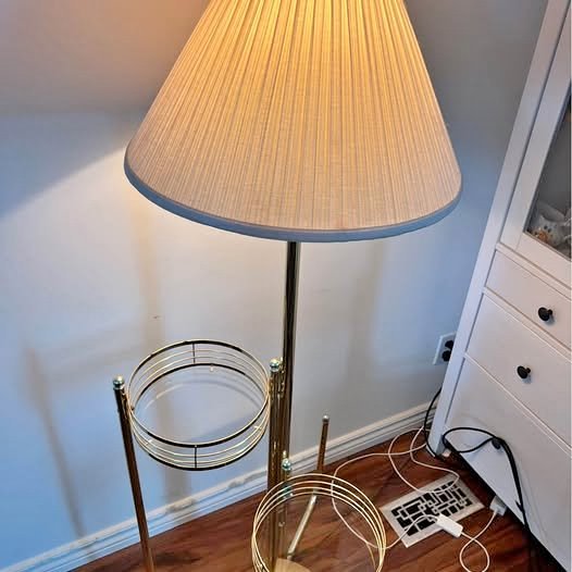 For Sale: Modern Gold Mid-Century Lamp with Glass Shelves