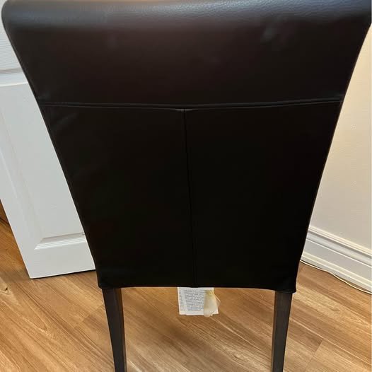 For Sale: Upholstered Chair – Versatile & Comfortable - photo 3
