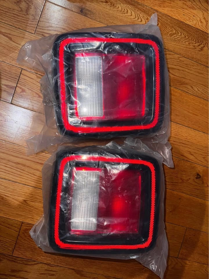 Jeep wrangler JL taillights - photo 3