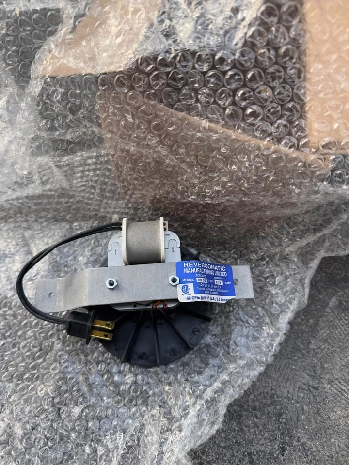 Exhaust fan motor replacement - photo 2