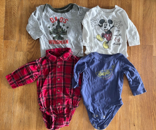 8 long sleeve onesies/ 0-3 months