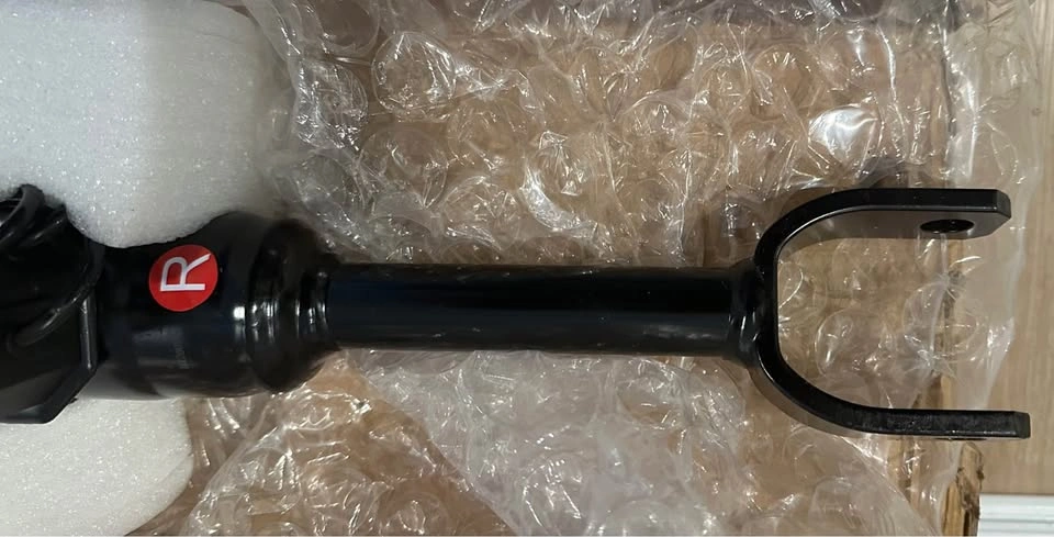 BMW Front Strut Assemblies Complete Pair – Left & Right - photo 3