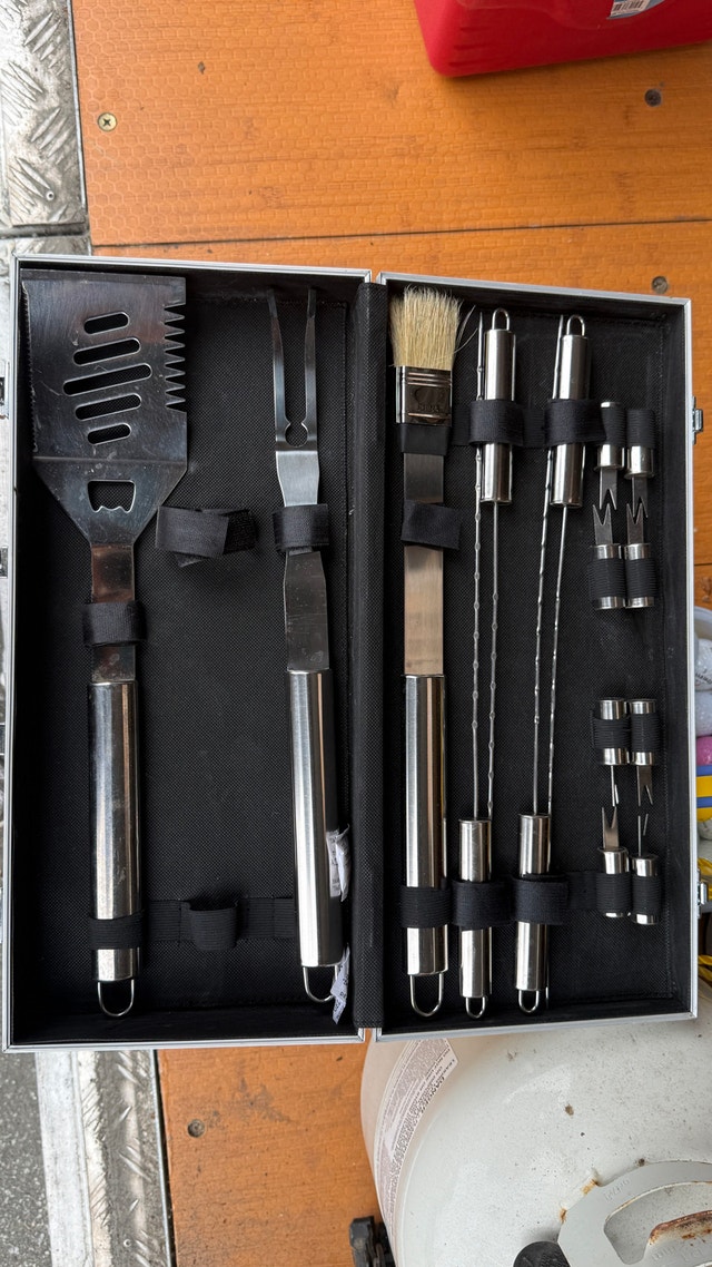 BBQ Tool Set in Aluminum Case - photo 2