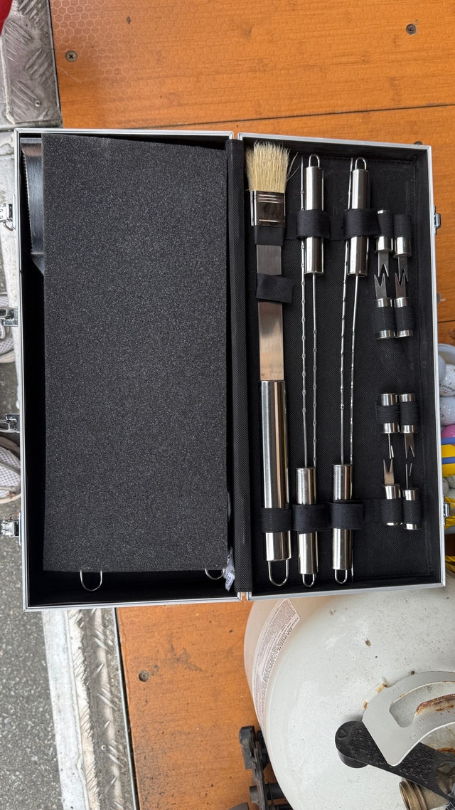 BBQ Tool Set in Aluminum Case - photo 3