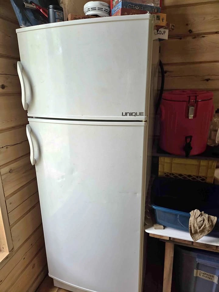 Unique UGP-10 Propane Refrigerator / Freezer - 100% Off-Grid