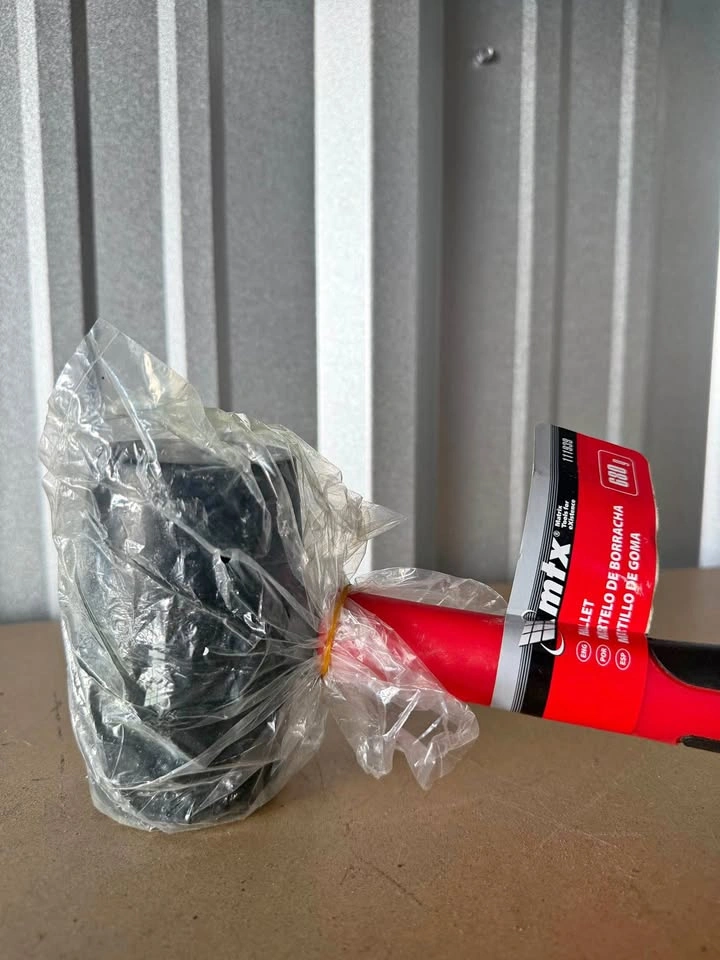 Black 680G Rubber Mallet