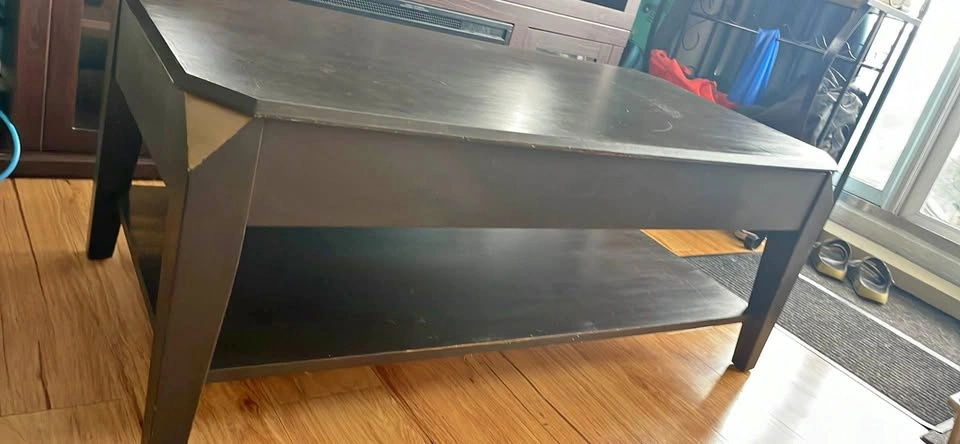 Lift up Coffee table