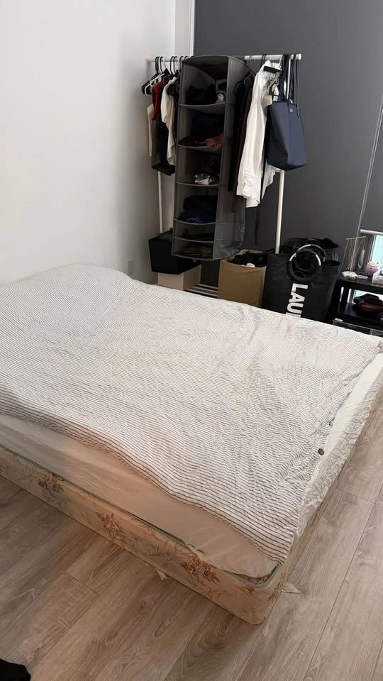 Mattress and platform bed - photo 2