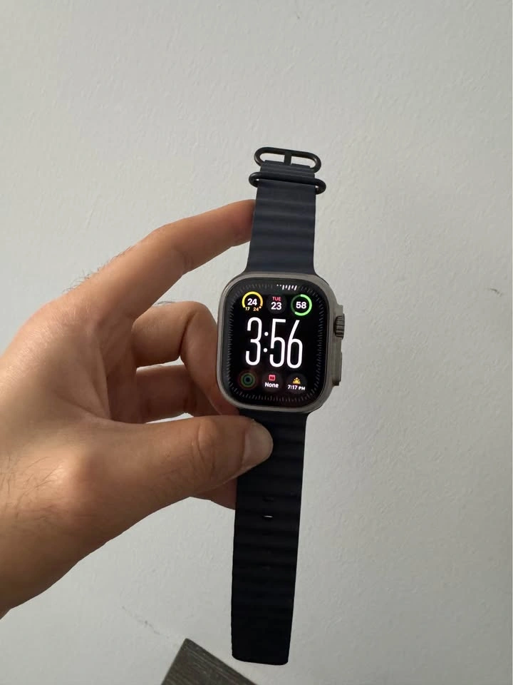 Apple Watch Ultra 2 - photo 2