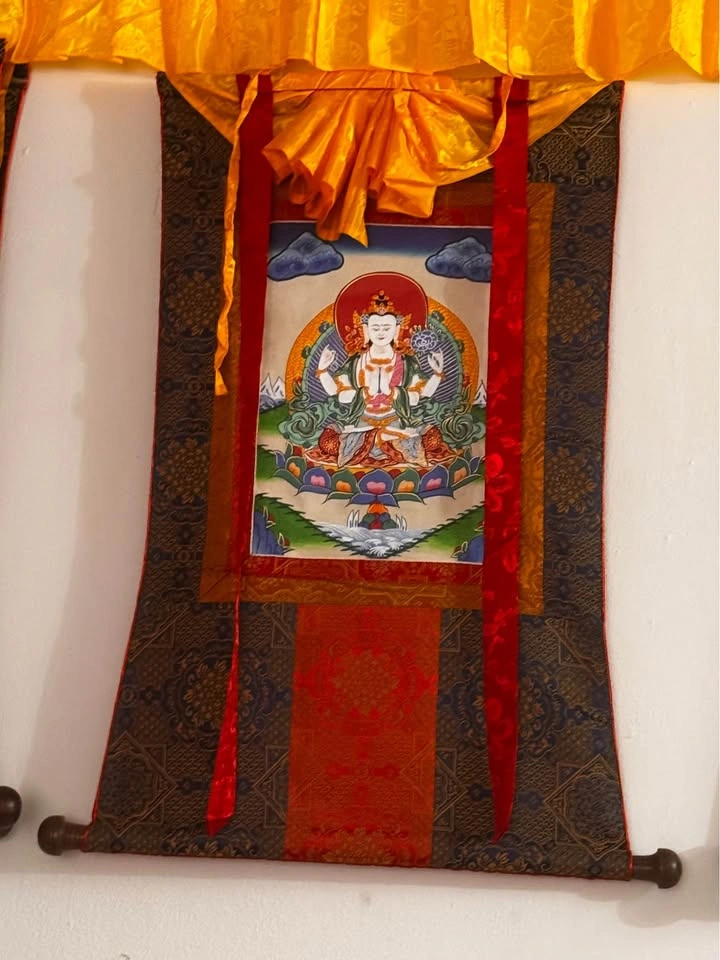 Hand-Painted Avalokiteshvara Chenrezig Tibetan Thangka - photo 2