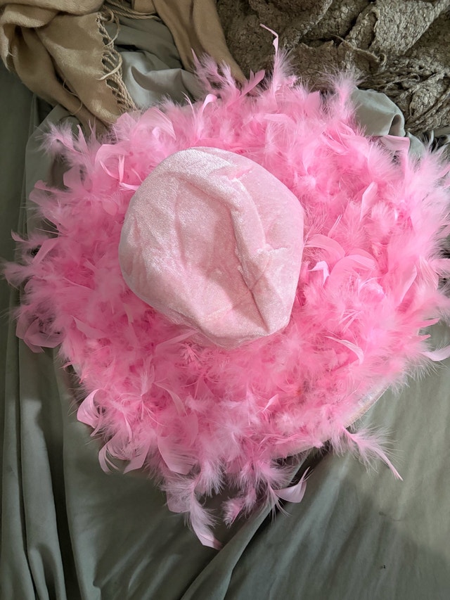 Women Pink Feather Hat