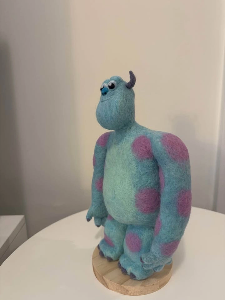 Sullivan monsters inc needle felted 💜🩵 - photo 2