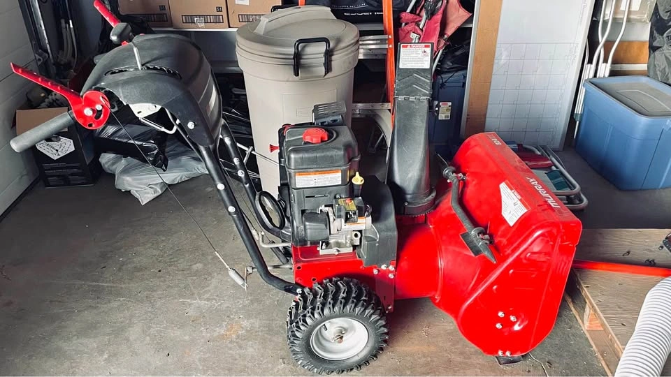 Excellent snow blower