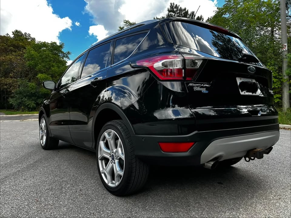 2017 Ford Escape Titanium LOW KM's - photo 4