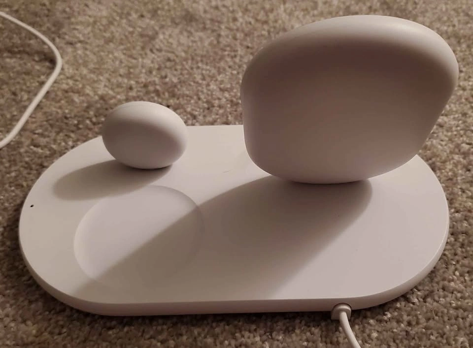 Belkin APPLE 3-in-1 Wireless Charger for Apple or Android - photo 3