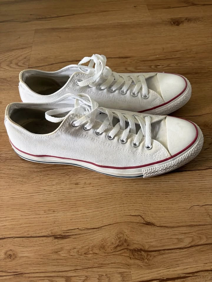 Converse Chuck Taylor All Star Low Top White Sneakers Size 10 - photo 2