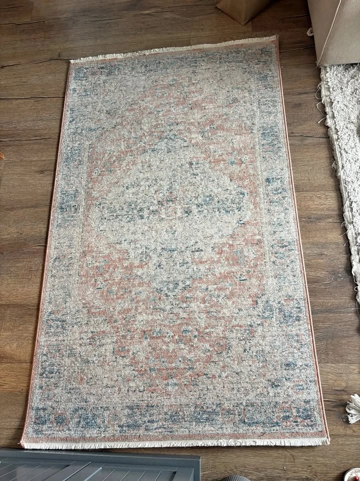 Pink Rug - 5ft x 3ft
