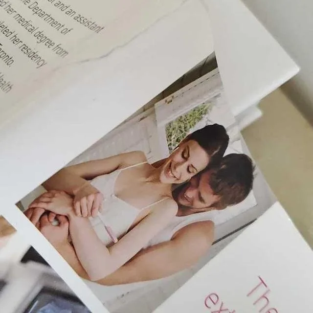 PREGNANCY DAY BY DAY HARDCOVER BOOK image indicator(3)