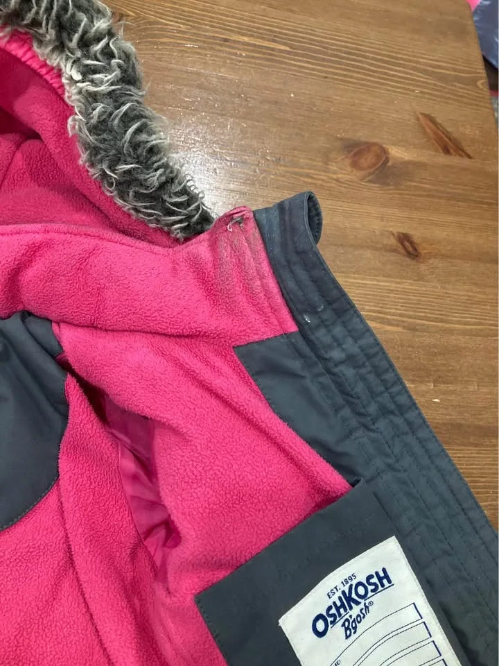 Oshkosh 2t Jacket & Old Navy 3t Snow Pants image indicator(6)