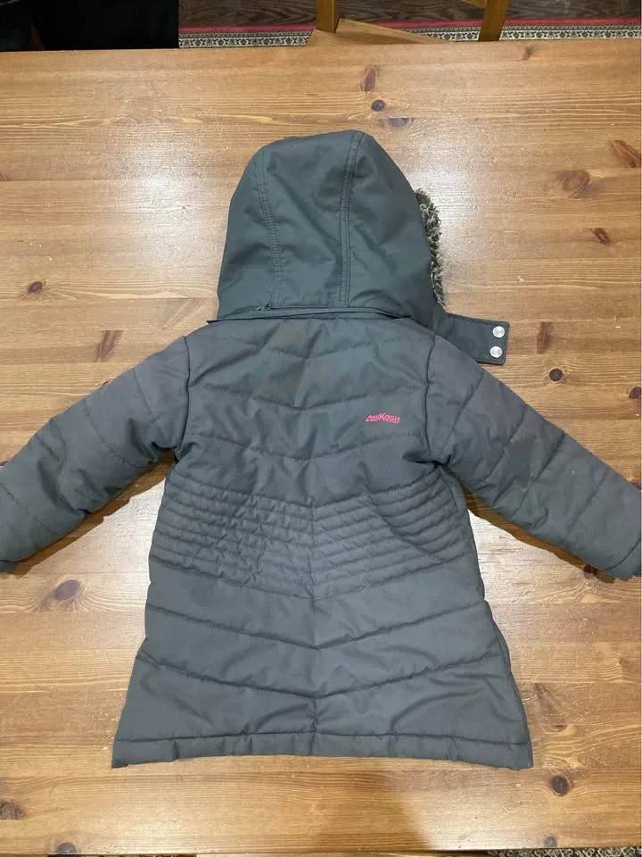 Oshkosh 2t Jacket & Old Navy 3t Snow Pants image indicator(7)