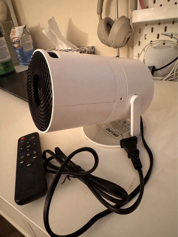 GKLPD Portable Projector - photo 2