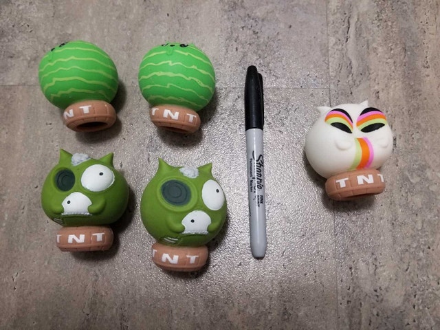 exploding kittens squishies all for $20 - photo 4