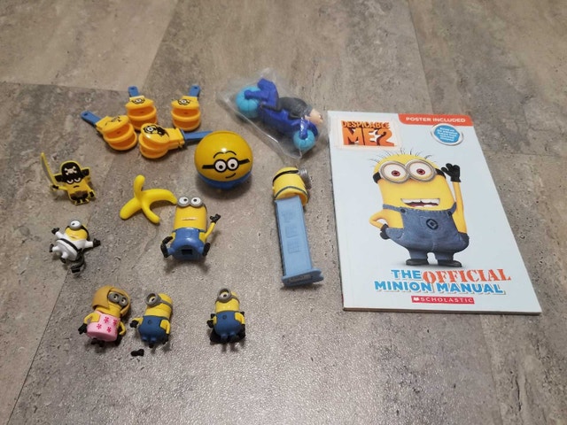 Despicable Me Minion Toys all for $5 - photo 2