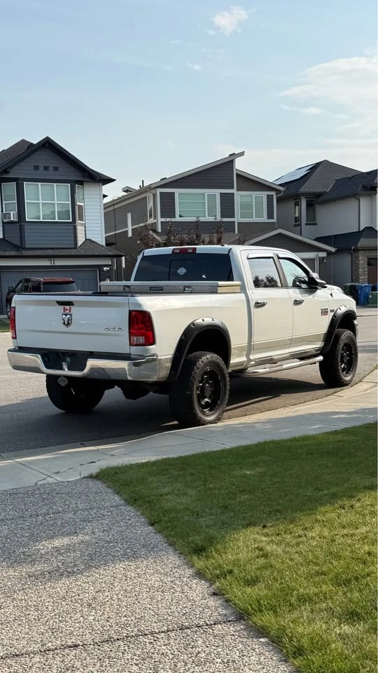 2011 Dodge Ram 2500 Crew Cab - photo 3