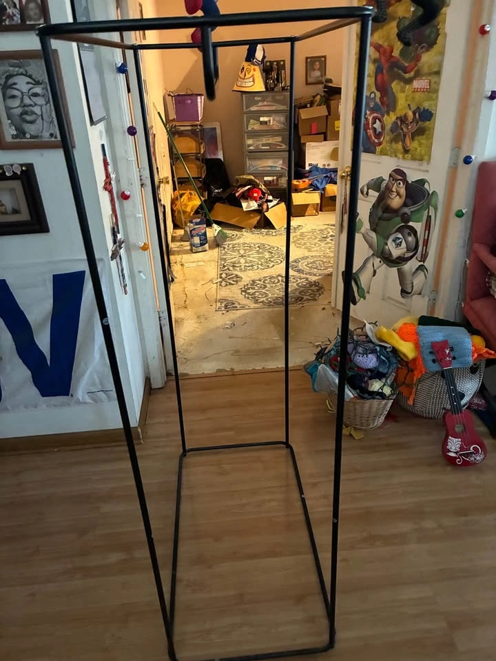 Black metal clothes rack - photo 5