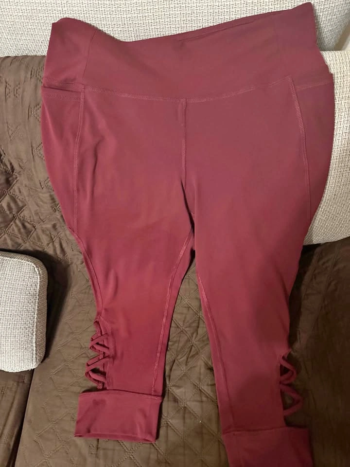 Lane Bryant capri legging